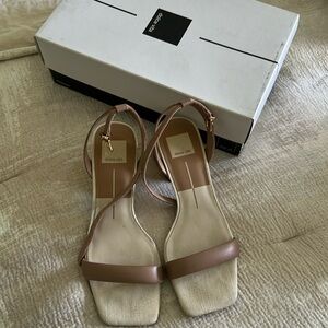 Dolce Vita Cafe Nubuck 7.5